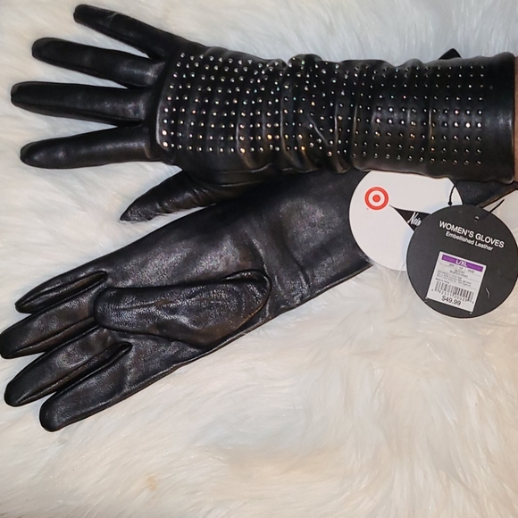 Neiman Marcus Accessories - ❣👠Gorgeous Gloves ❣👠